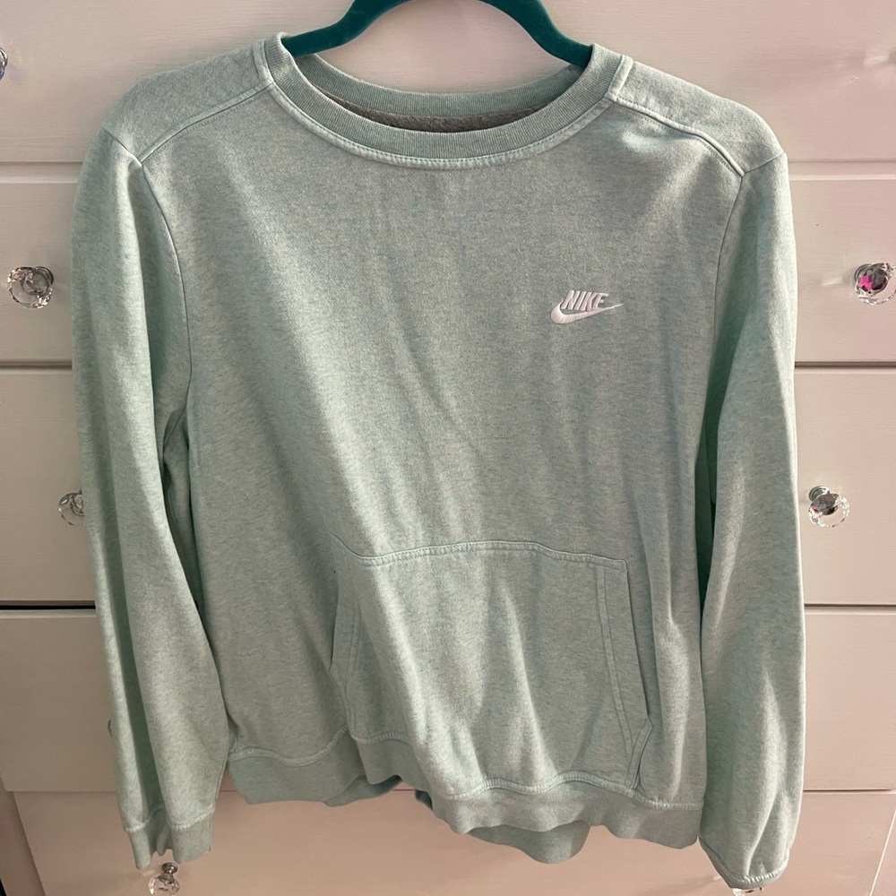 Nike crew